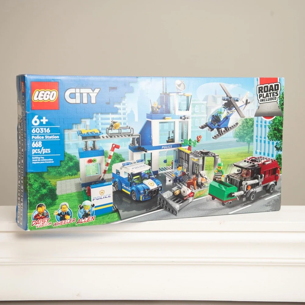 LEGO City Police Station 60316 Building Set 100% COMPLETE Building Blocks